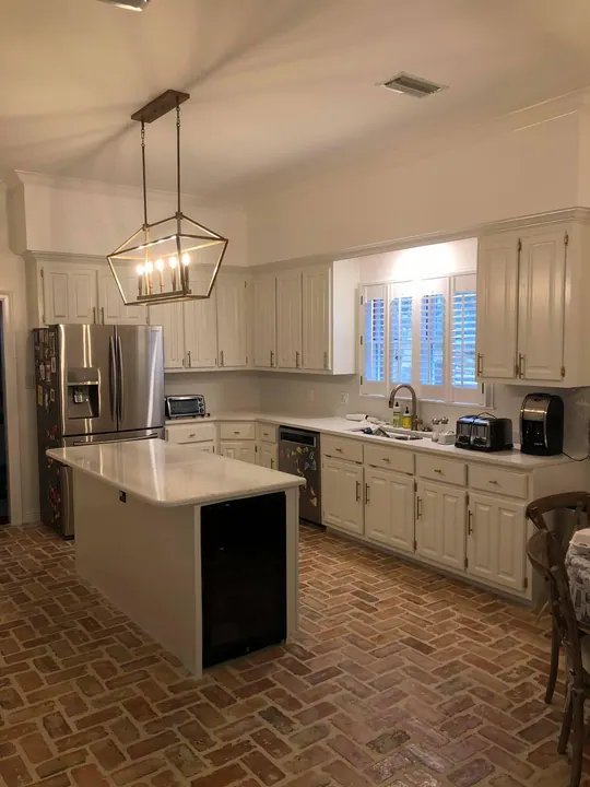 Kitchen Cabinet Painting