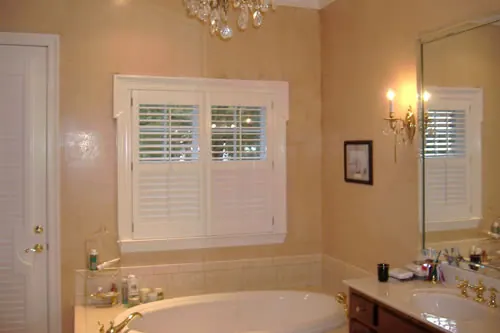 Bathroom Trim Painting